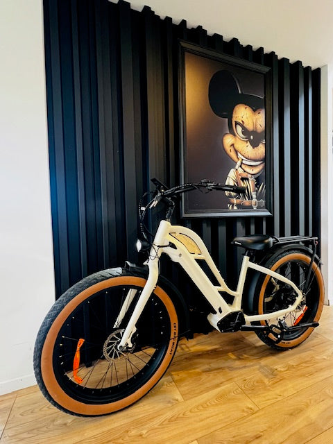 Vélo beach cruiser électrique cadre bas