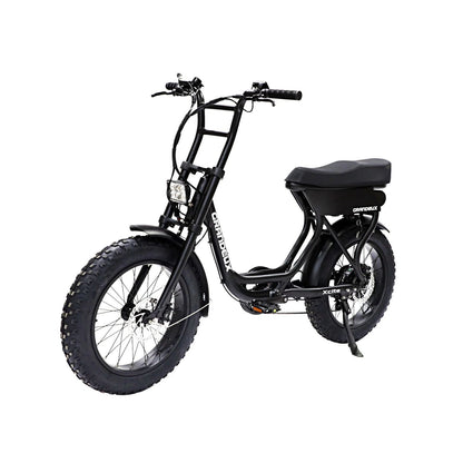 Grandeux Xcite noir vu de trois quarts avec pneus larges