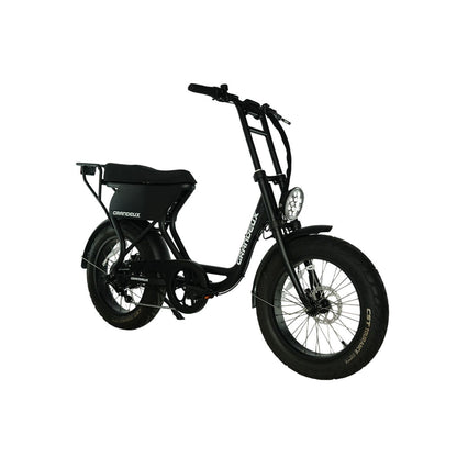 Grandeux Xcite Pro noir mat avec phare avant et pneus larges
