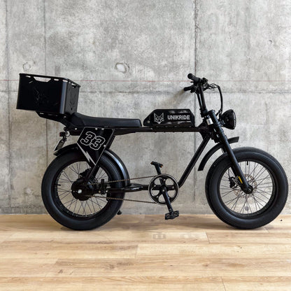 Porte-bagage arrière pour vélo électrique City UNIKRIDE installé sur fatbike urbain