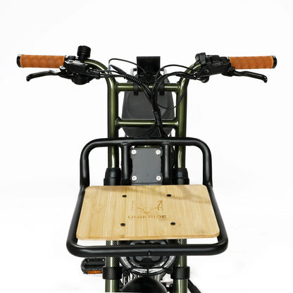 Porte-paquet avant compatible Fatstreet vu de face sur vélo électrique Unikride