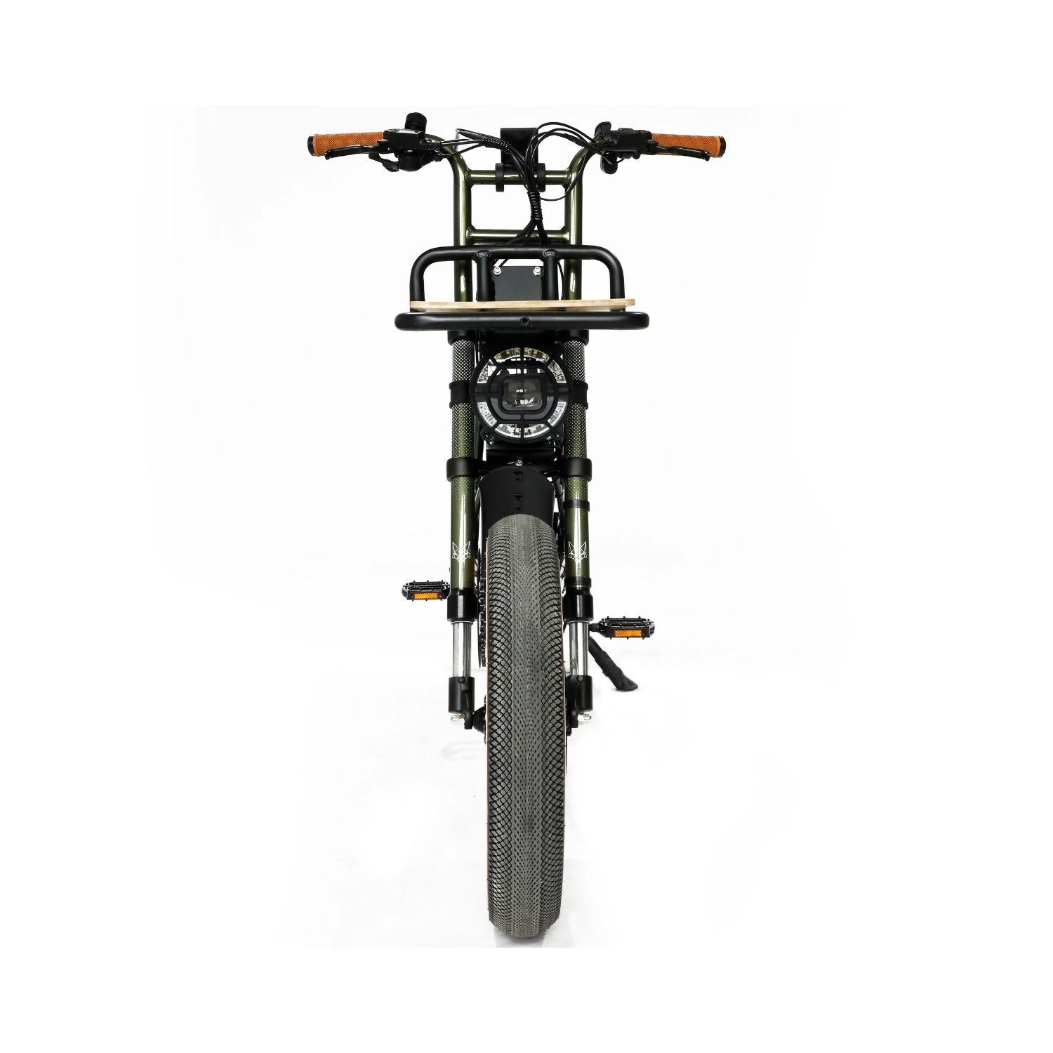 Vue depuis le guidon du porte-paquet avant Fatstreet avec plateau bambou Unikride