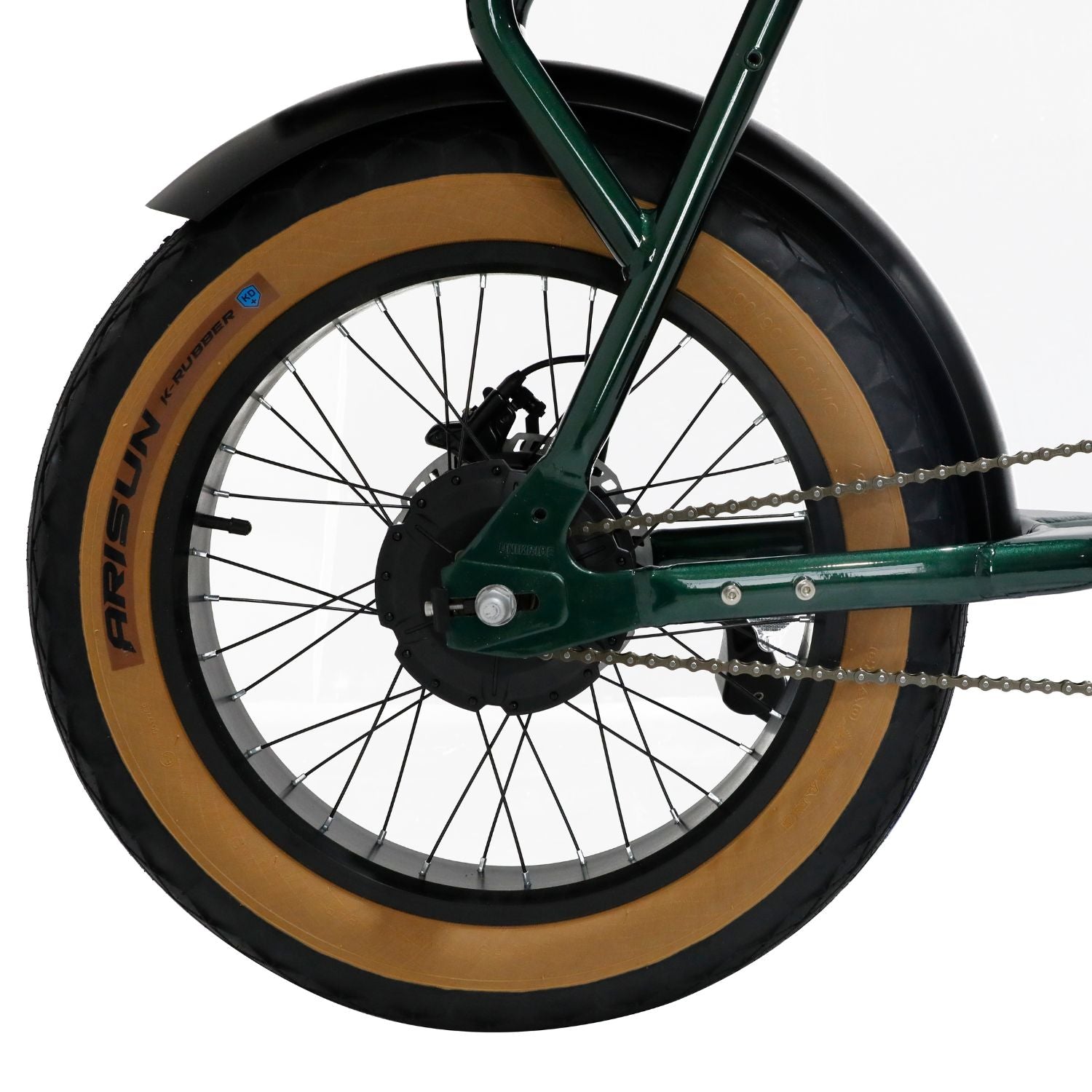 Roue arrière avec moteur intégré sur fatbike électrique 2 places City S et pneus larges Arisun.