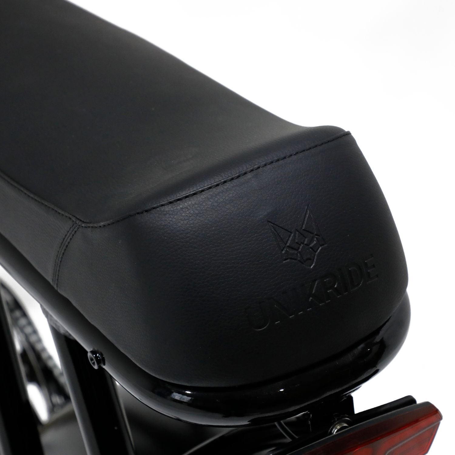 Arriere du fatbike biplace CITY XL avec feu LED et selle longue 2 places